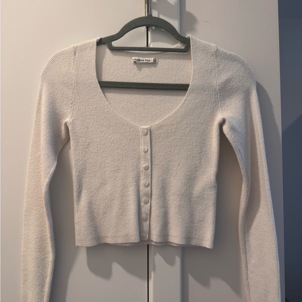 Abercrombie & Fitch White Scoop Neck Sweater